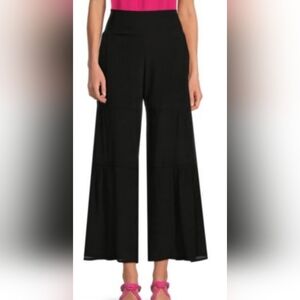 Nanette Lepore Solid Wide Leg Pants Size Medium Black Flowy Cropped Pull on